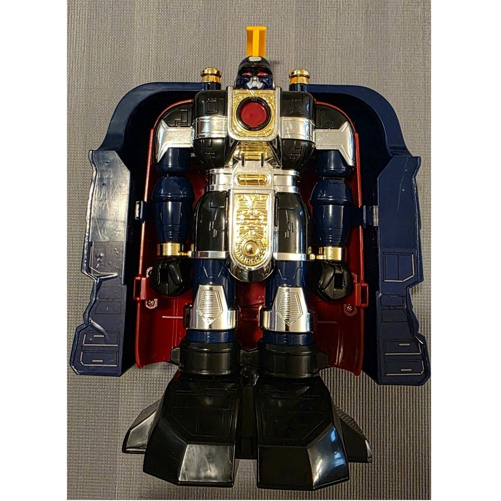 Bandai Power Rangers Zeo Auric the Conqueror Action Figure 1996 Vintage Toy